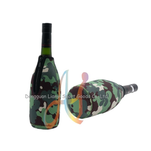 Camouflage Design Neoprene Reusable Wine Bottle Sleeve Insulated Neoprene Wine Cooler Bag