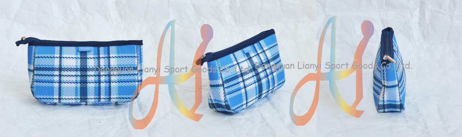 Fashionable Zippered Pouch