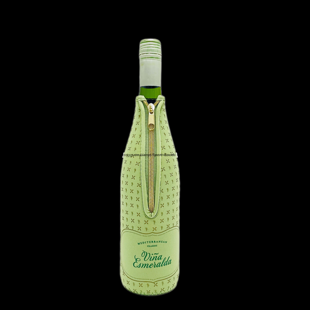 Insulated single wine bottle sleeve fitted closely around a bottle